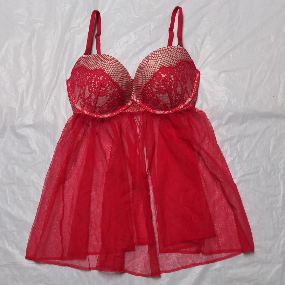 Victoria's Secret Red Sexy Babydoll Negligee Nightie Valentines Day Size 36D